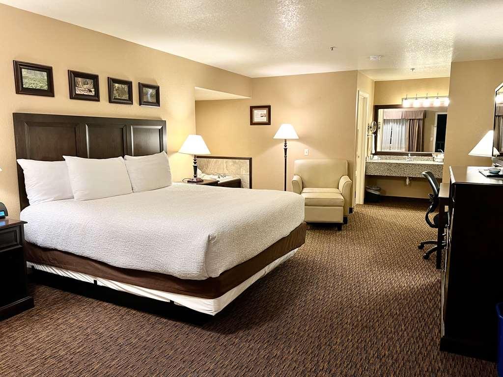 Best Western Country Inn Fortuna Δωμάτιο φωτογραφία