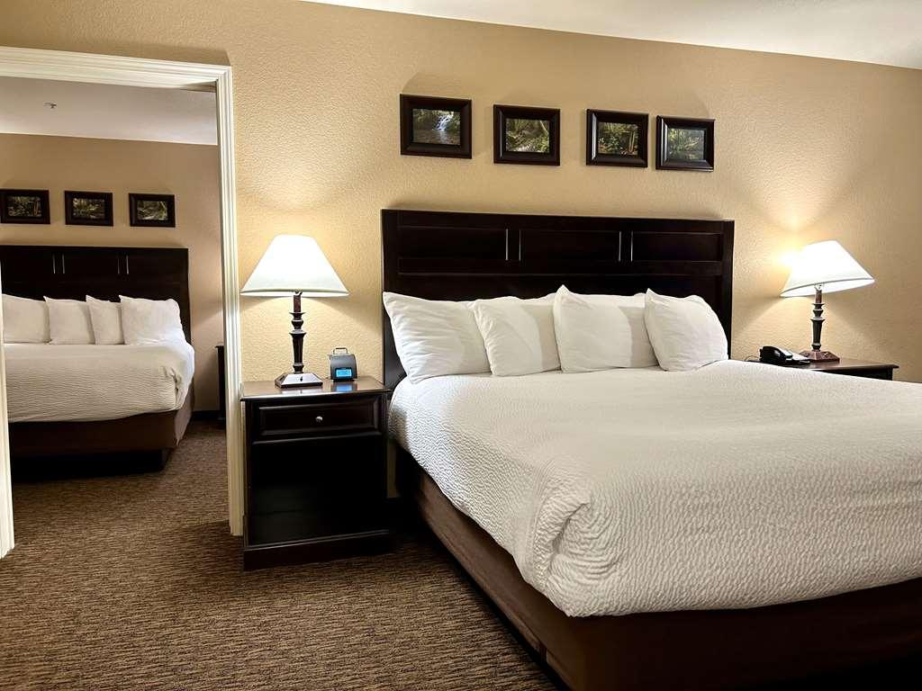 Best Western Country Inn Fortuna Δωμάτιο φωτογραφία